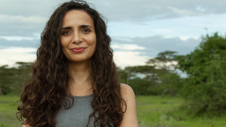 Ella Al-Shamahi: Convertirse en humano