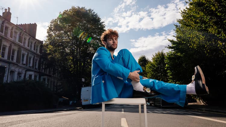 Racing + Tom Grennan - County Stand